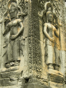 angkor-wat-statues.jpg
