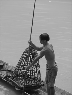 lao-fishing-mekong.jpg