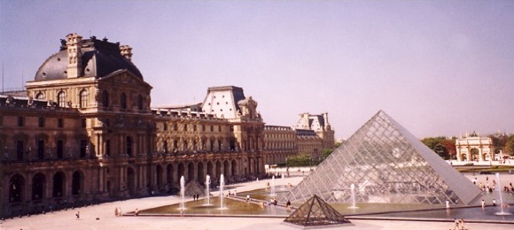 Louvre Museum Paris. louvre-museum-paris.jpg